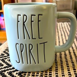 RAE DUNN BLUE FREE SPIRIT COFFEE MUG